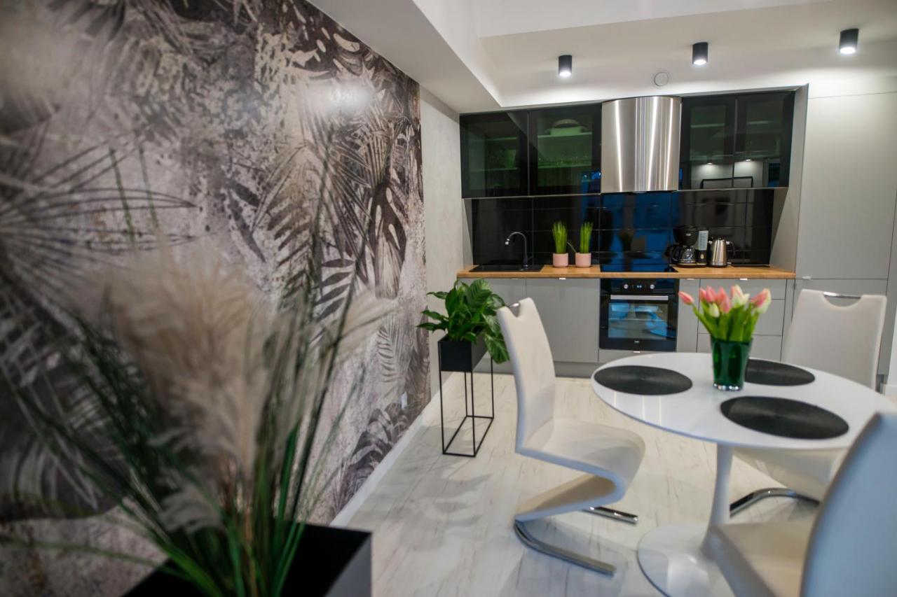 Nowoczesny Apartament Na Warmii I Mazurach Z Garazem Biskupiec  Exterior photo